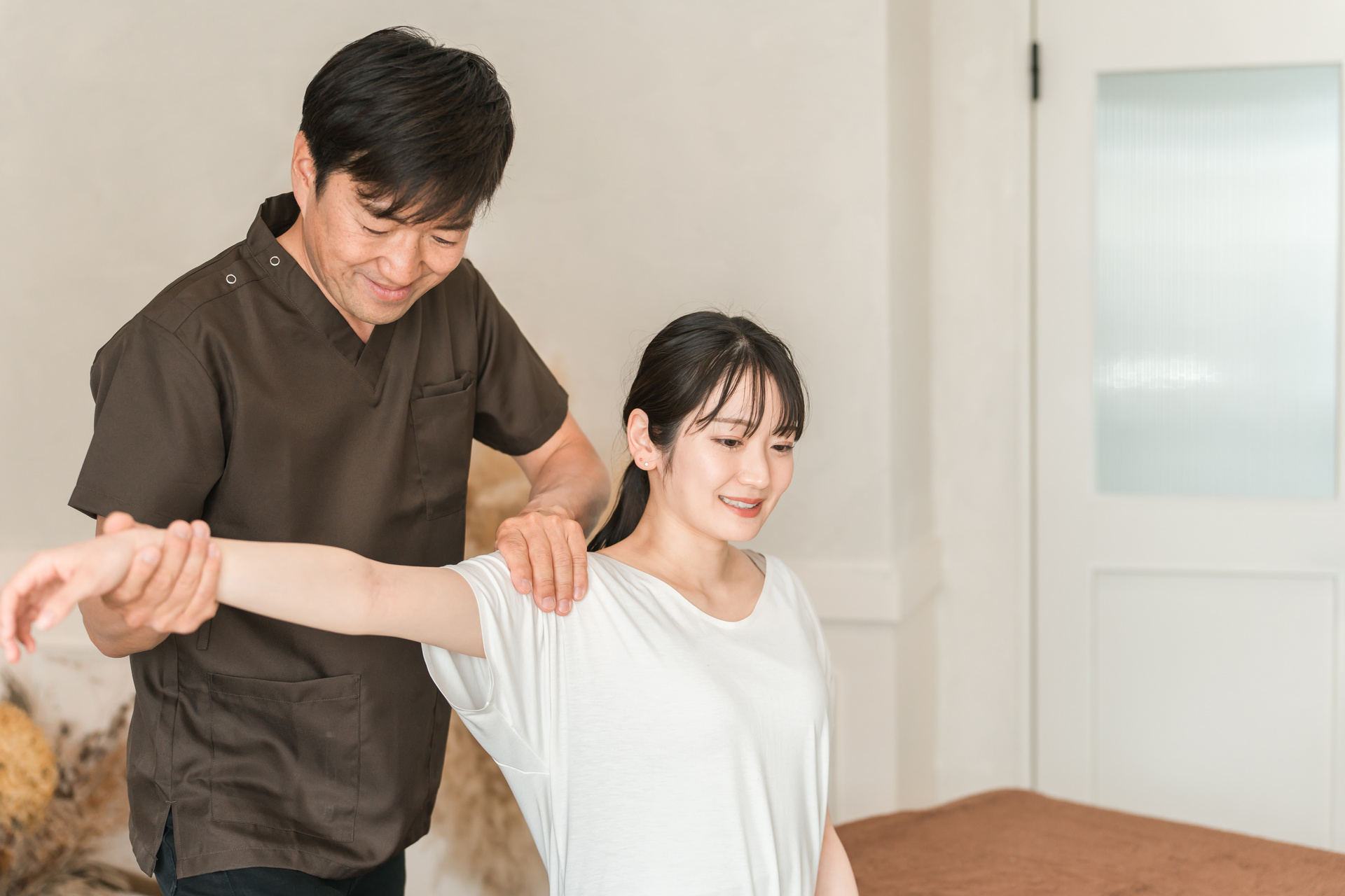 四街道市にも出張可能な整体サロン